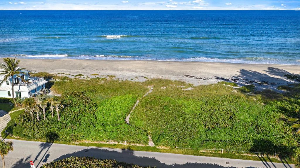 Photo of 105 Harbor Way, Jupiter Island, FL 33455 (MLS # R11143302)