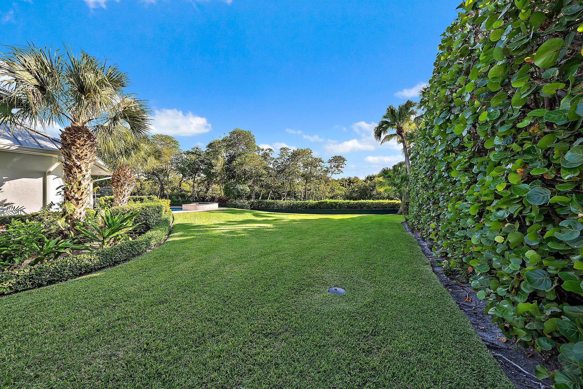 JUPITER ISLAND - Residential