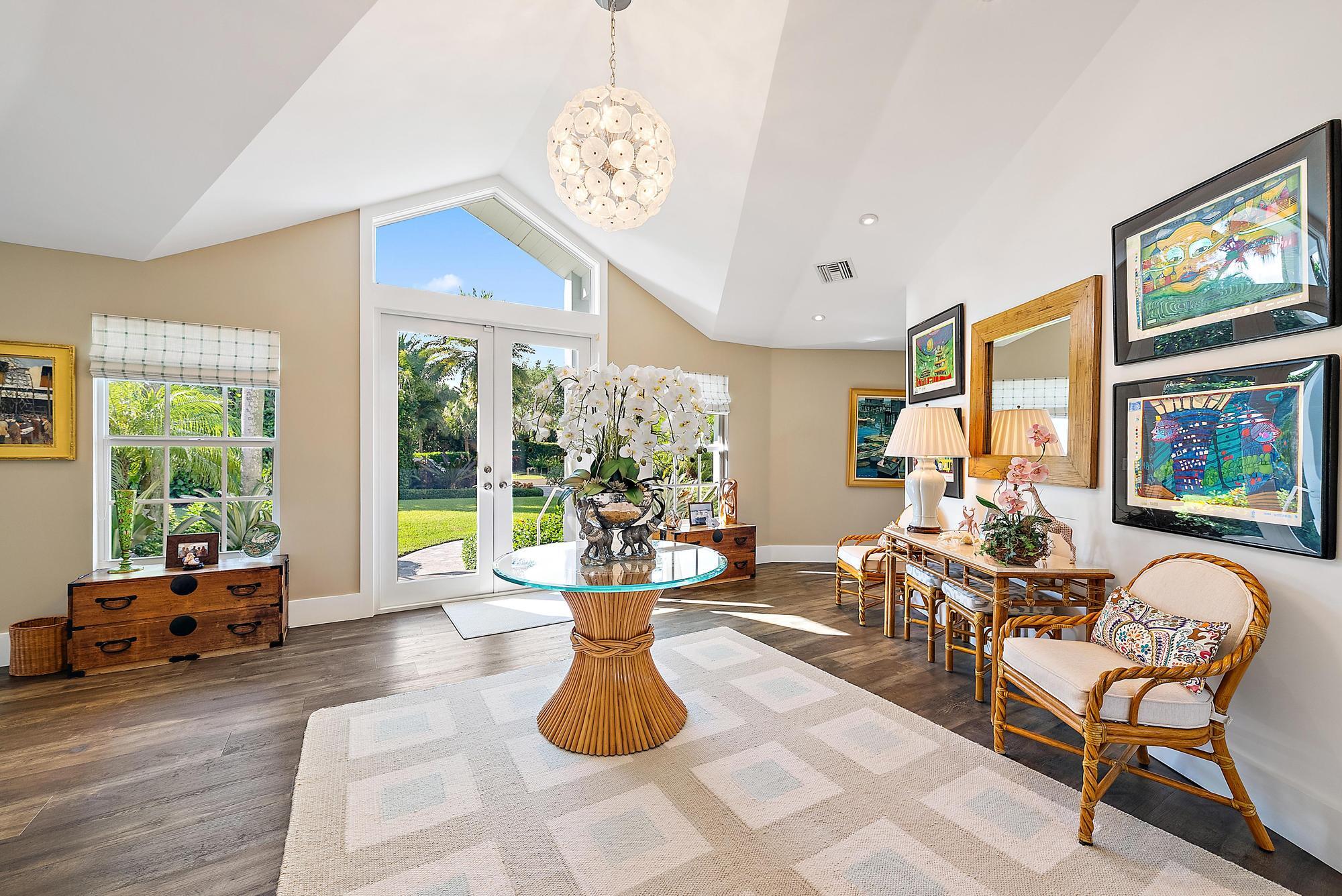 JUPITER ISLAND - Residential