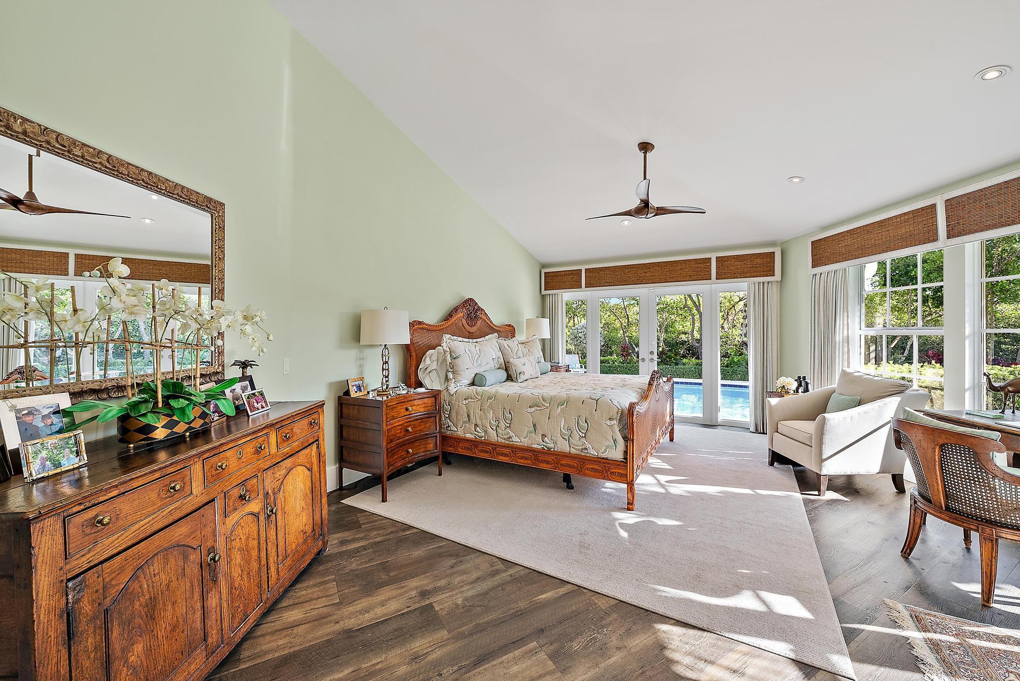 JUPITER ISLAND - Residential