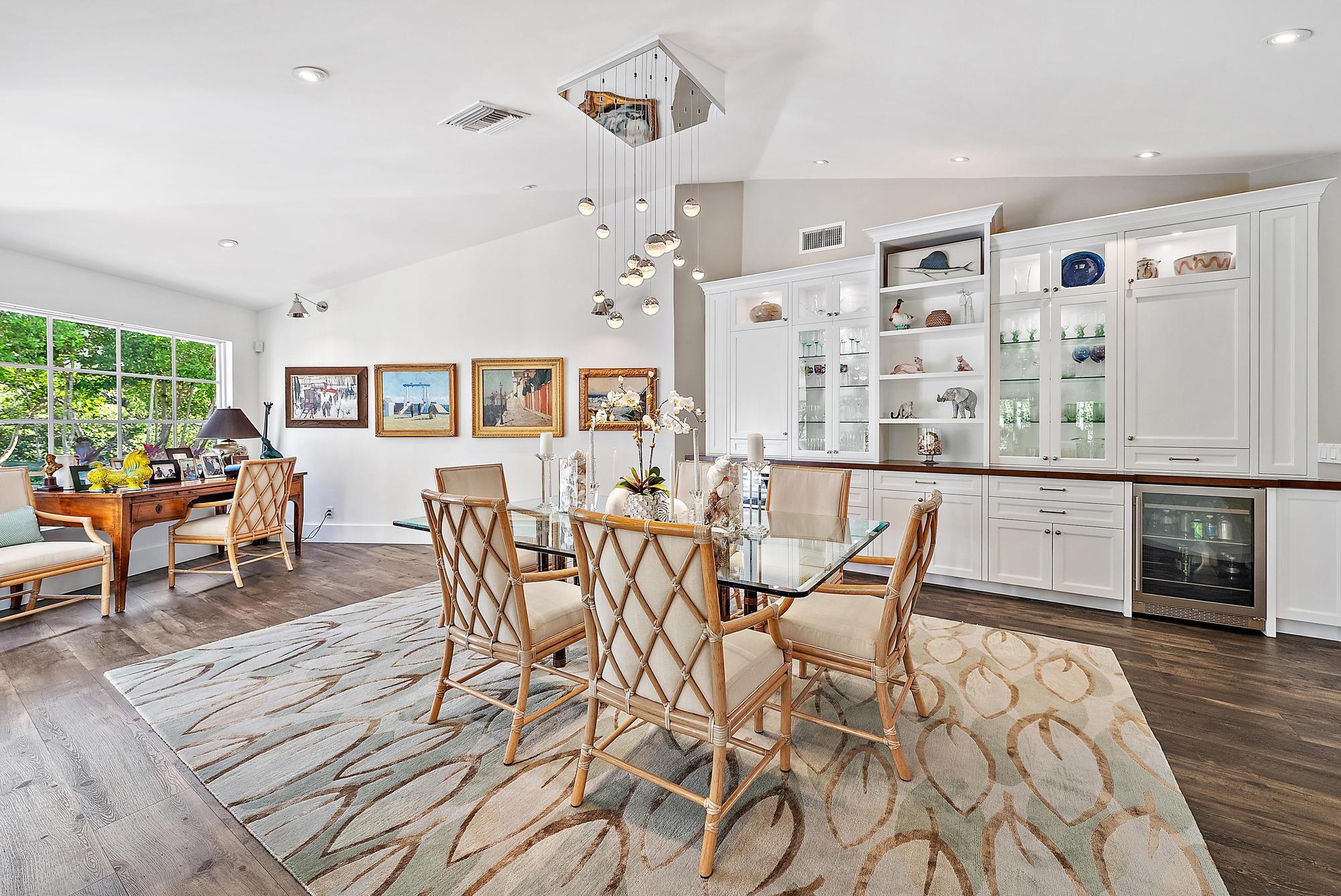 JUPITER ISLAND - Residential