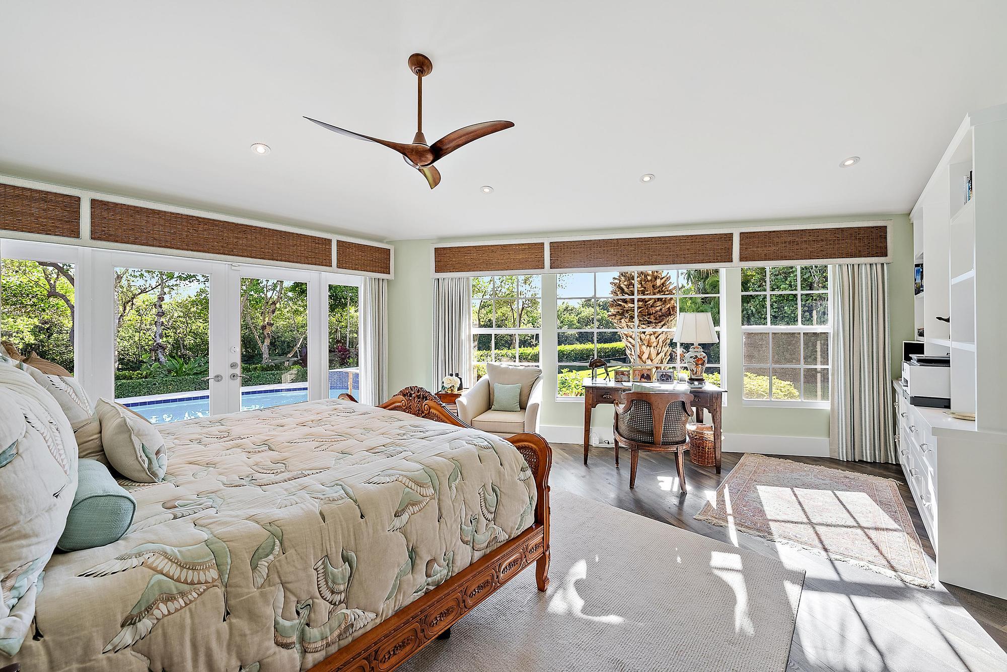 JUPITER ISLAND - Residential