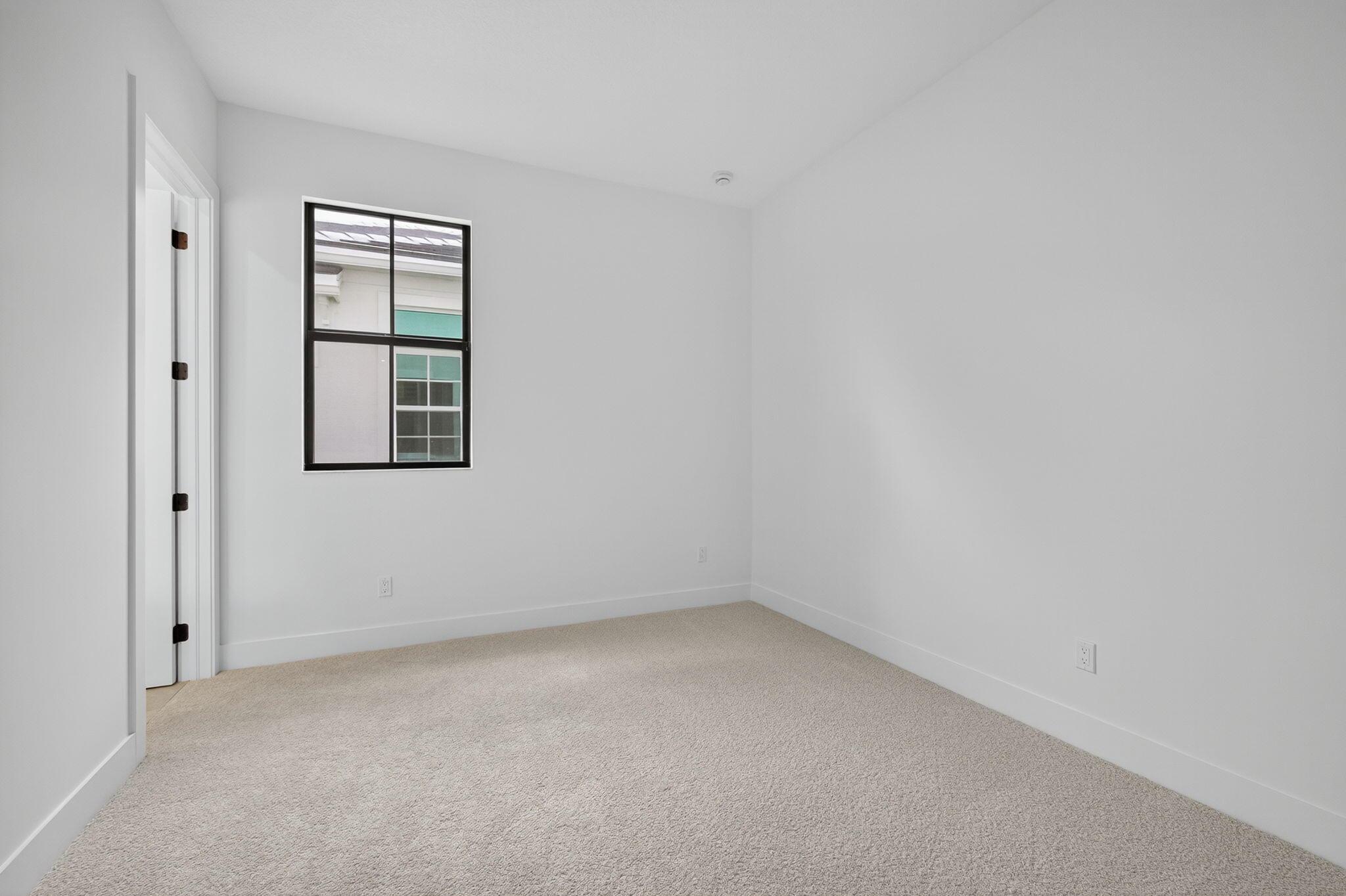 AVENIR POD 20 - Residential Lease