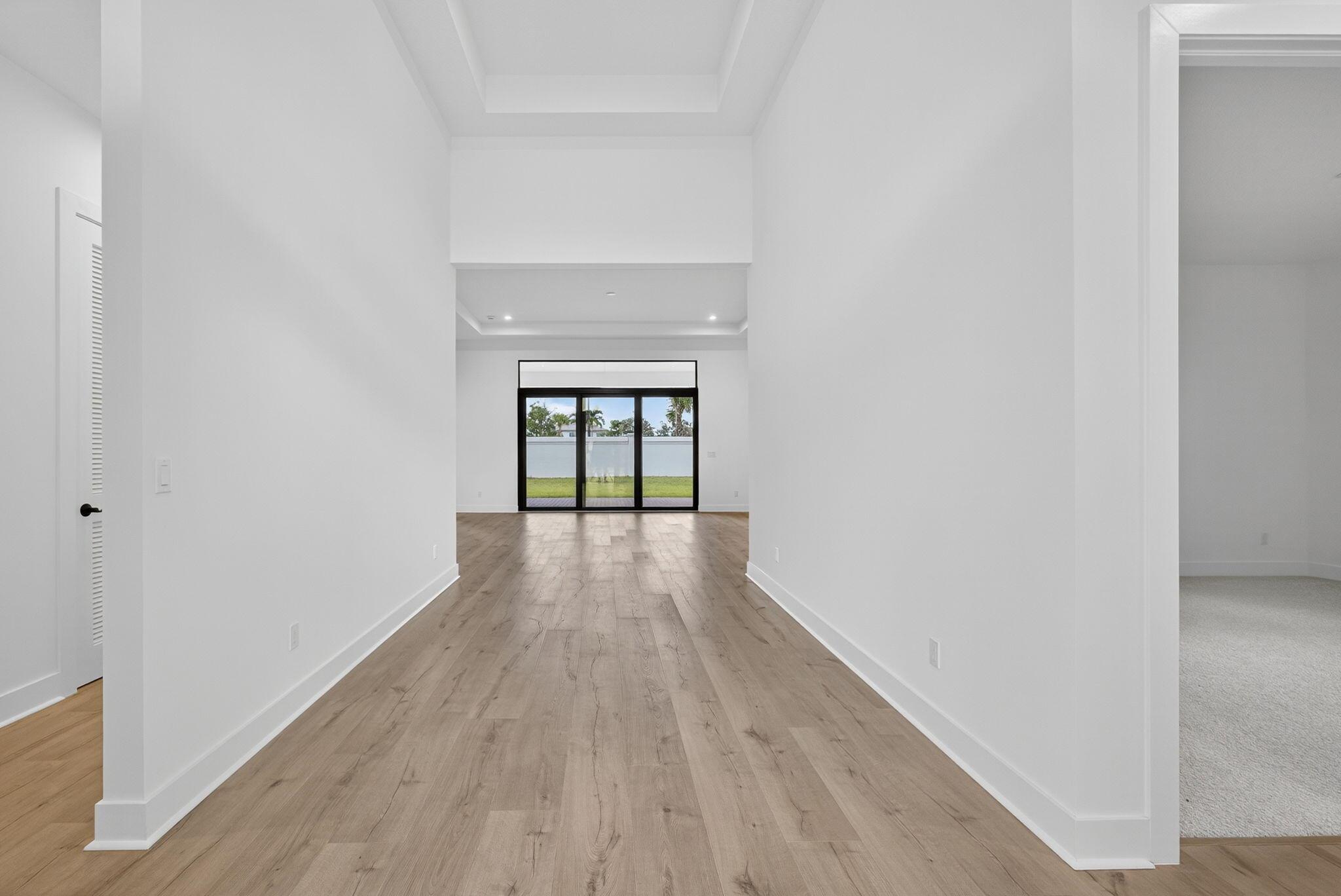 AVENIR POD 20 - Residential Lease