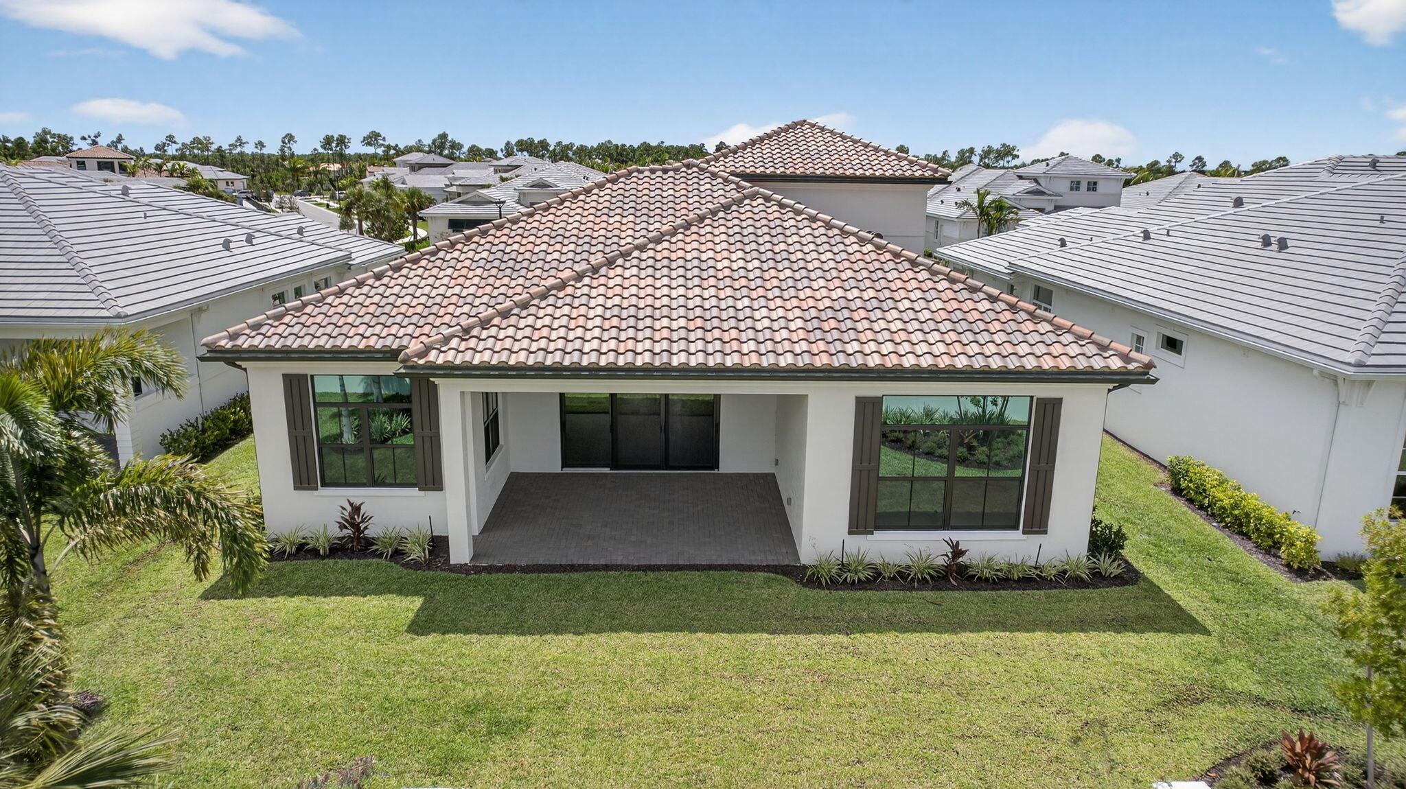 AVENIR POD 20 - Residential Lease