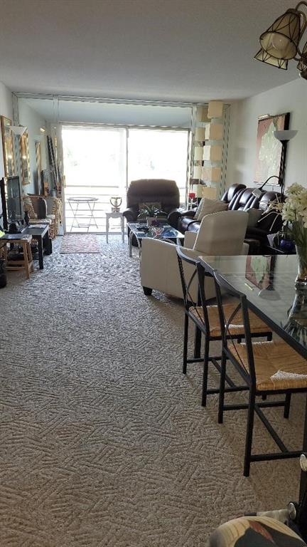 LAS VISTAS F IN INVERRARY - Residential