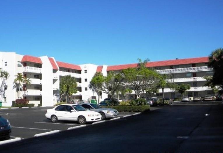 LAS VISTAS F IN INVERRARY - Residential