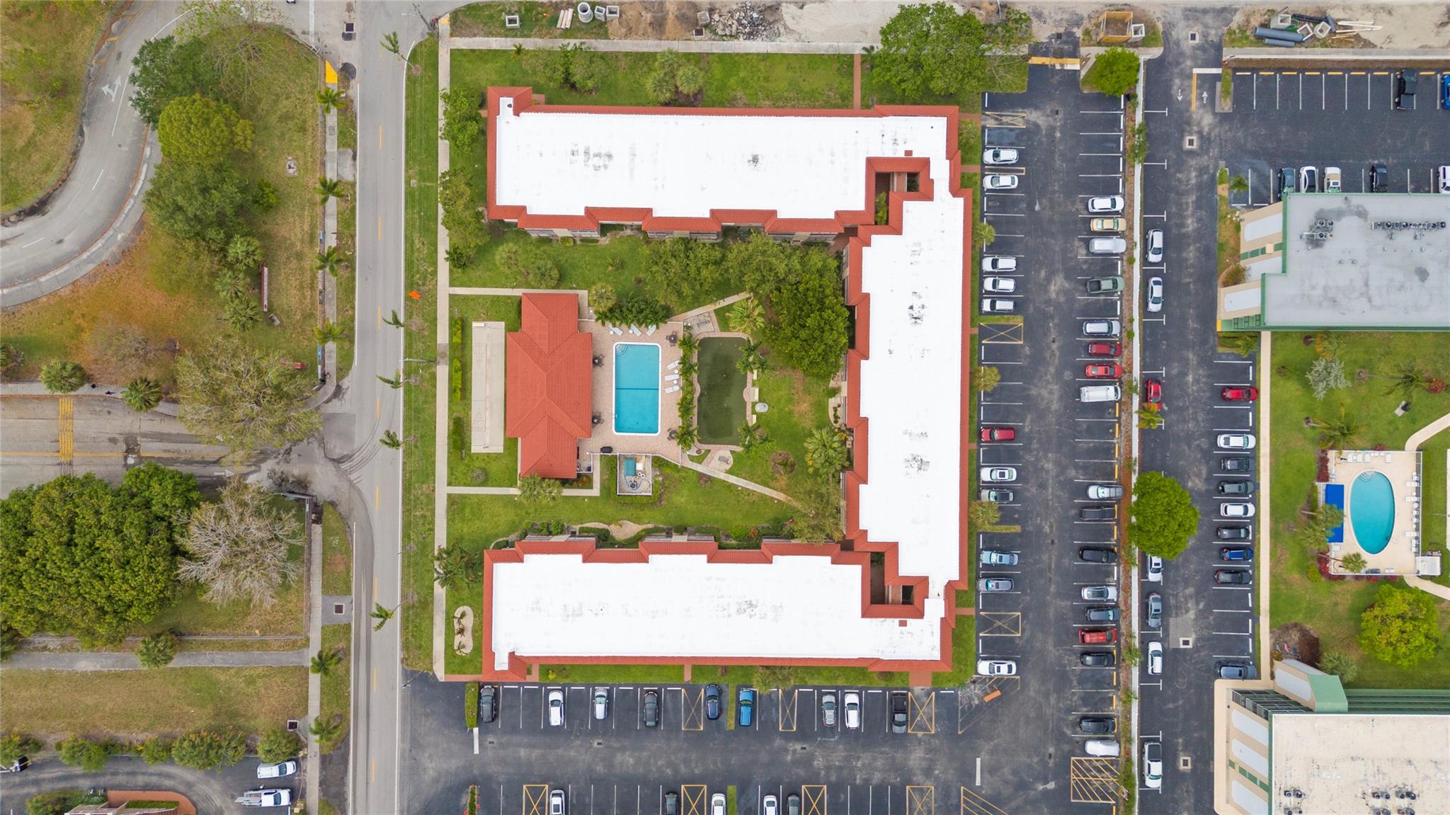 NORTH GARDEN CONDO - Residential