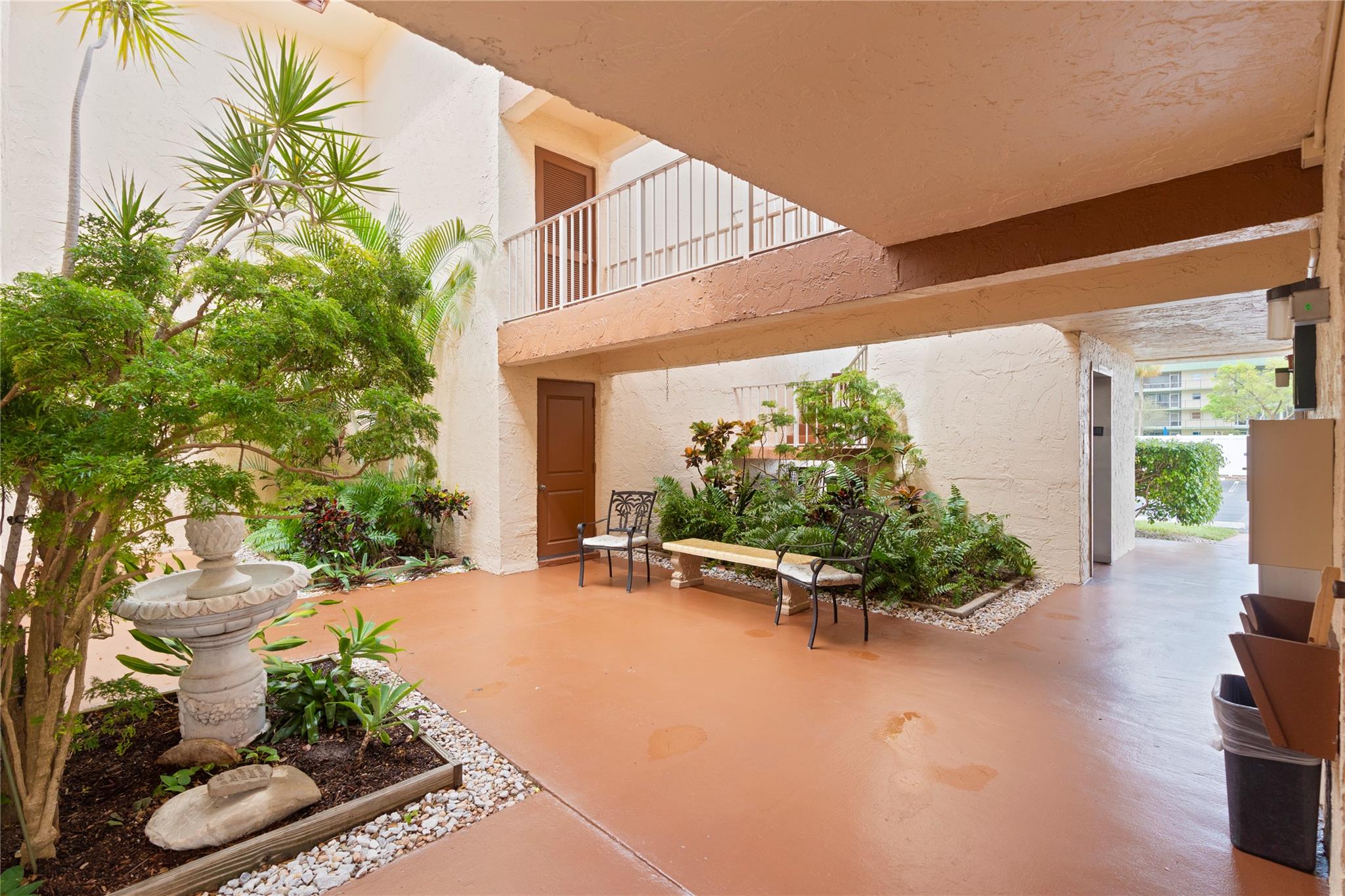 NORTH GARDEN CONDO - Residential