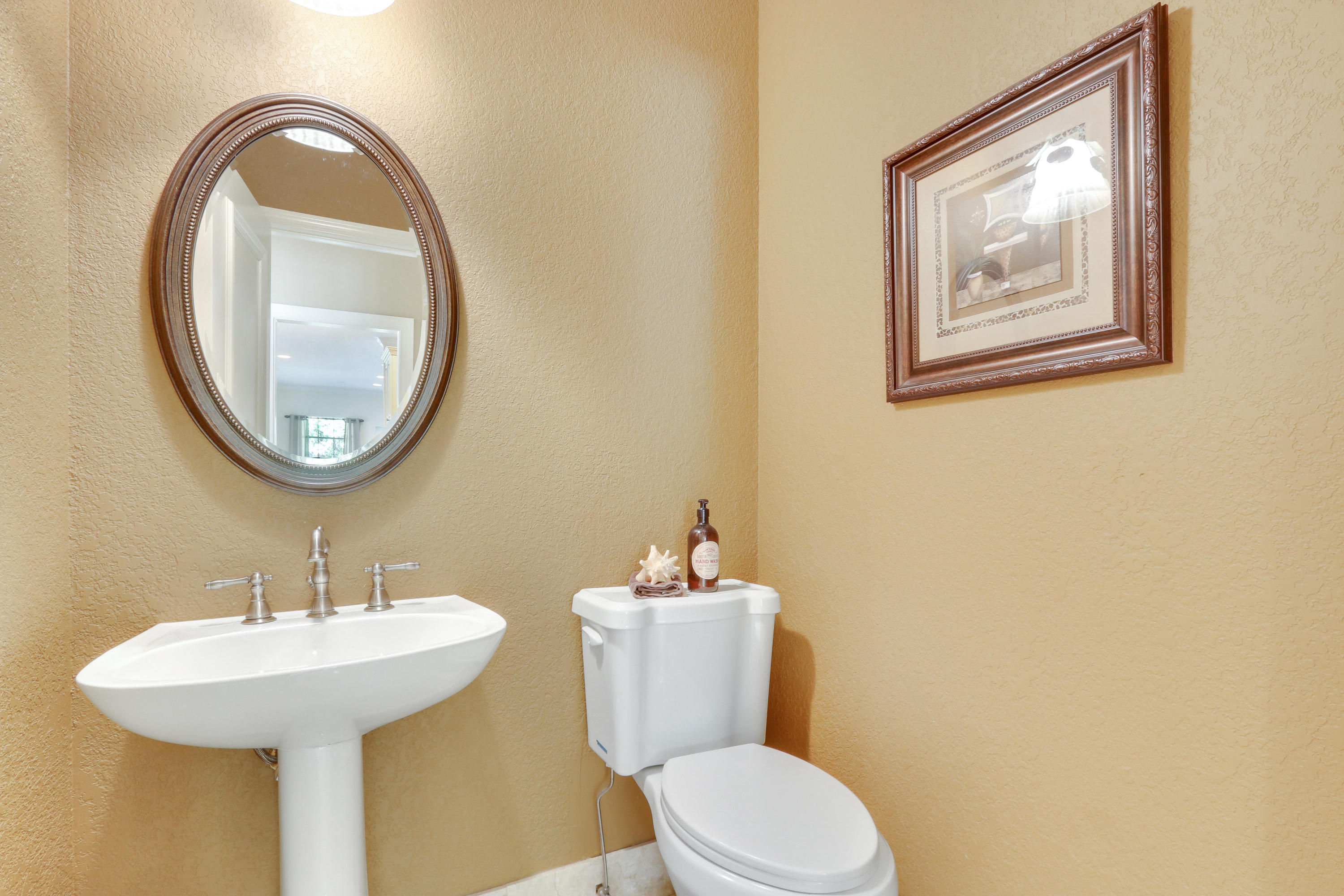 HERITAGE OAKS - Residential