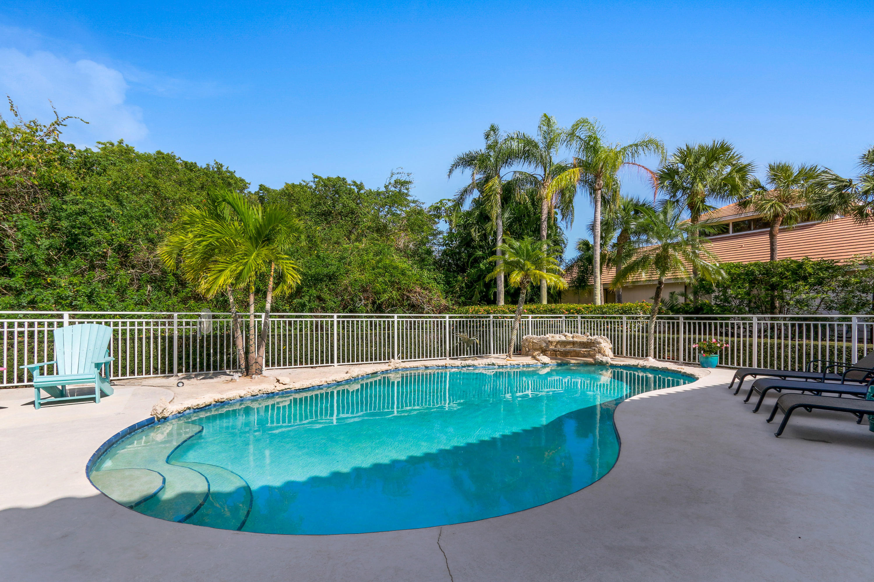 HERITAGE OAKS - Residential