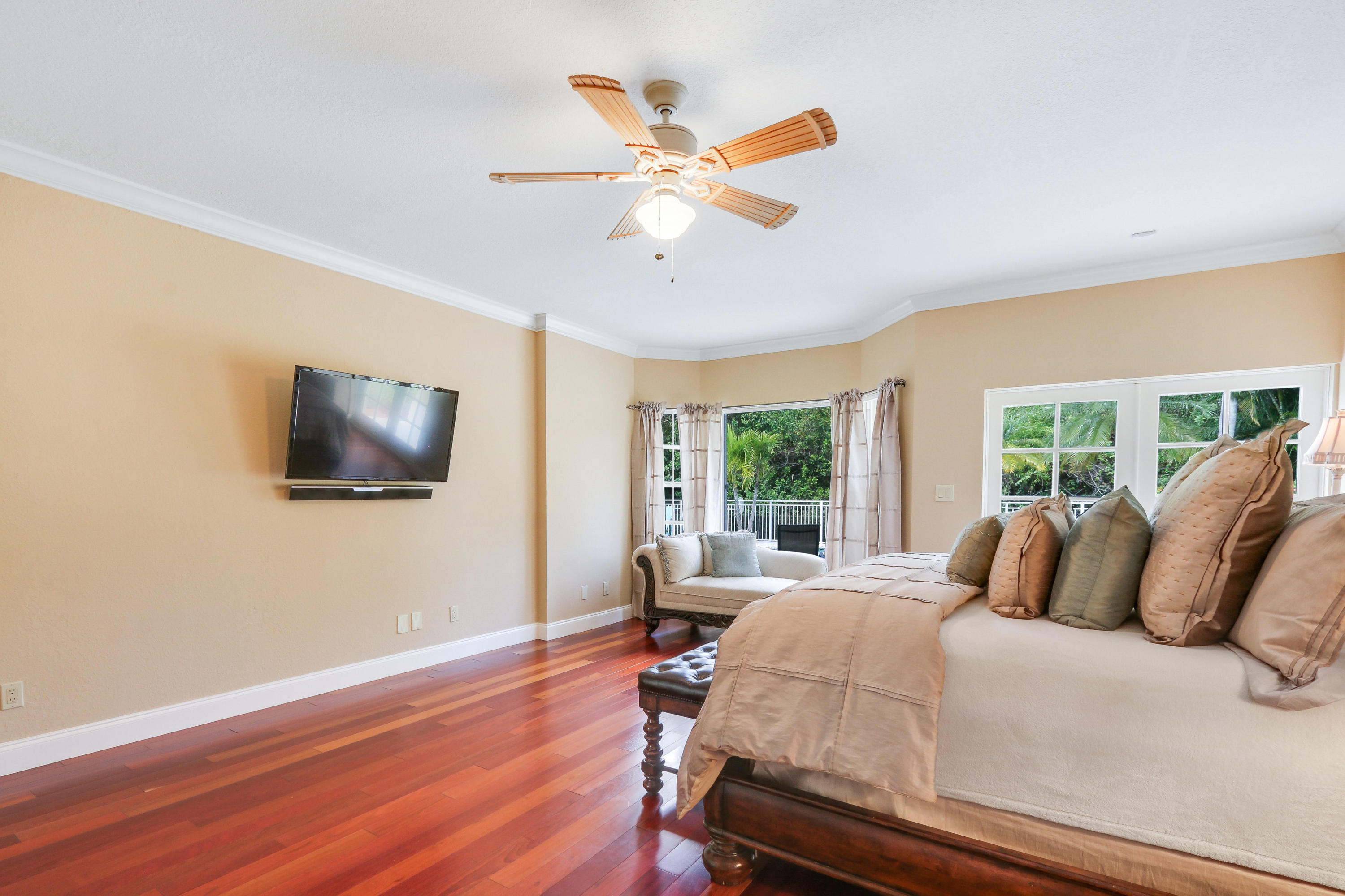 HERITAGE OAKS - Residential