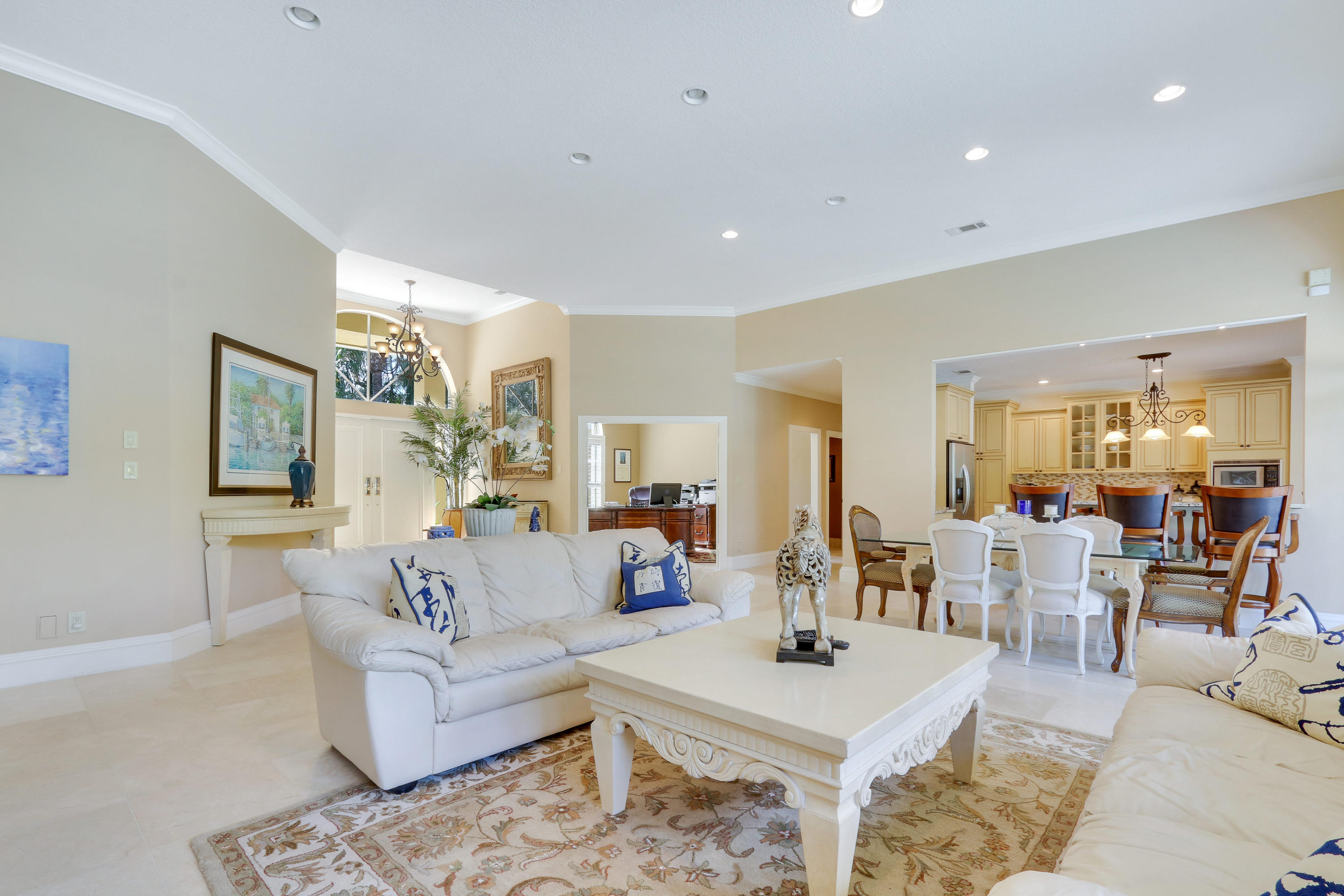 HERITAGE OAKS - Residential