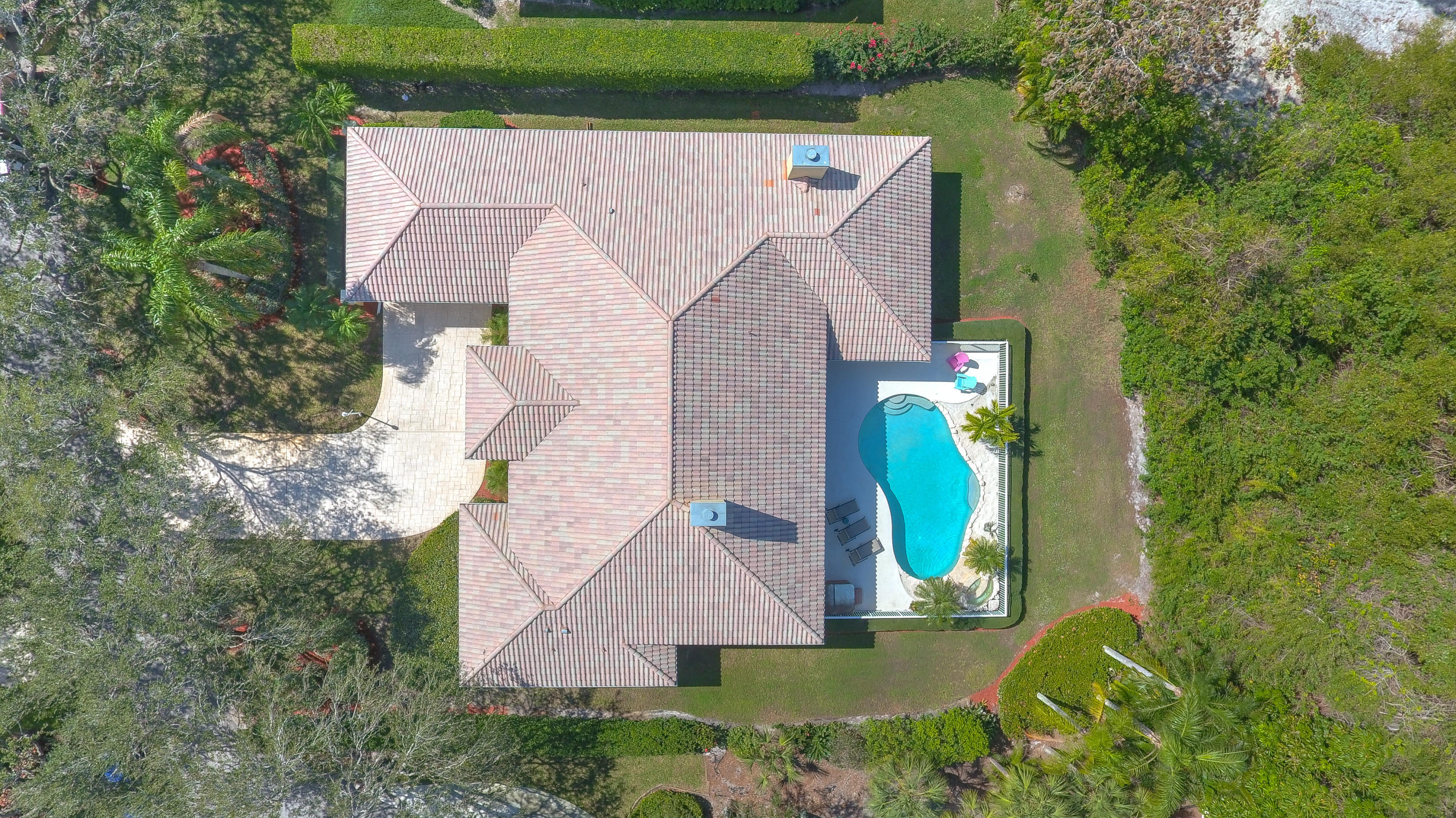 HERITAGE OAKS - Residential