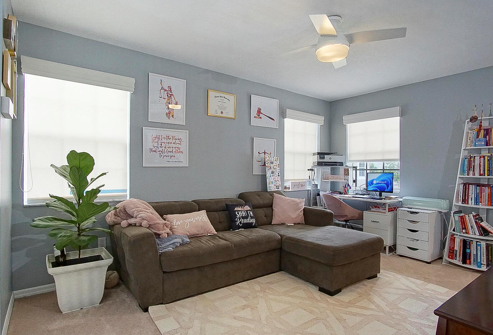 HARBOUR ISLES AT LAKE CHA - Residential