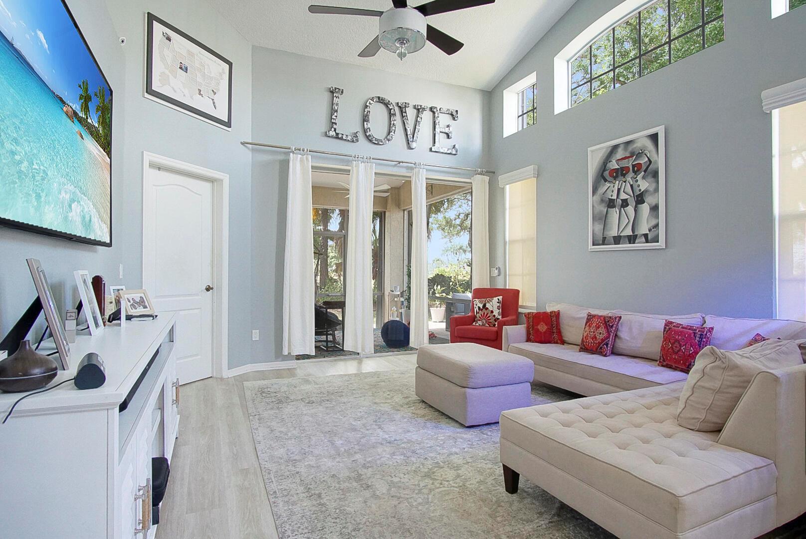 HARBOUR ISLES AT LAKE CHA - Residential