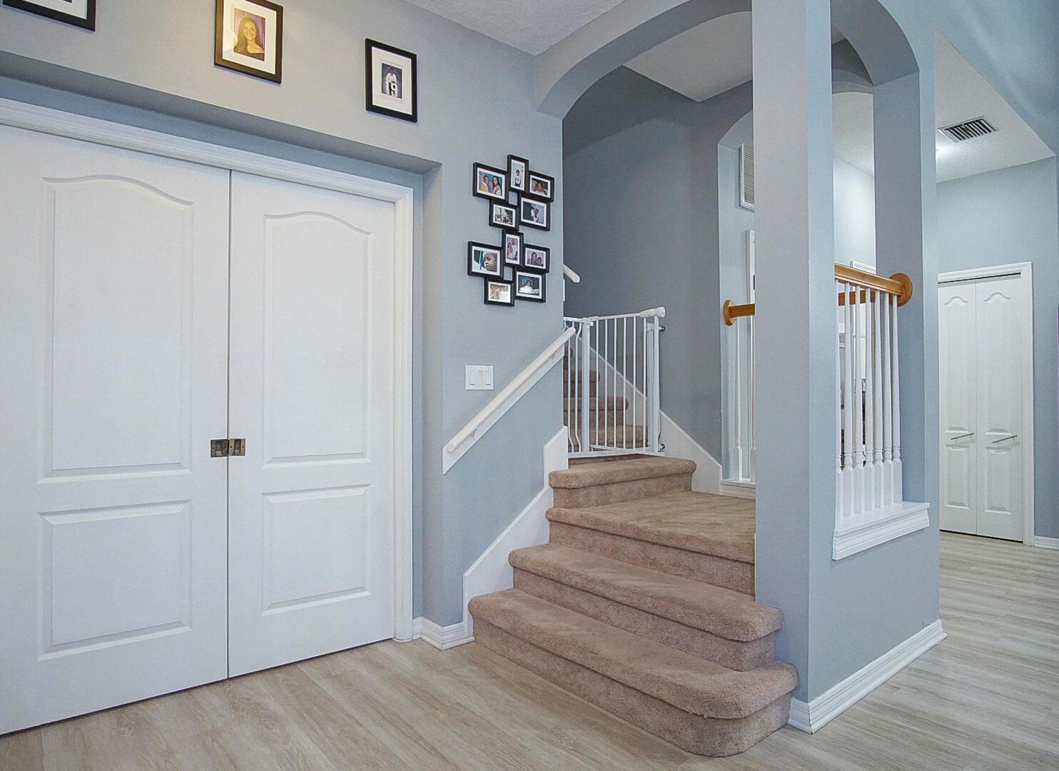 HARBOUR ISLES AT LAKE CHA - Residential