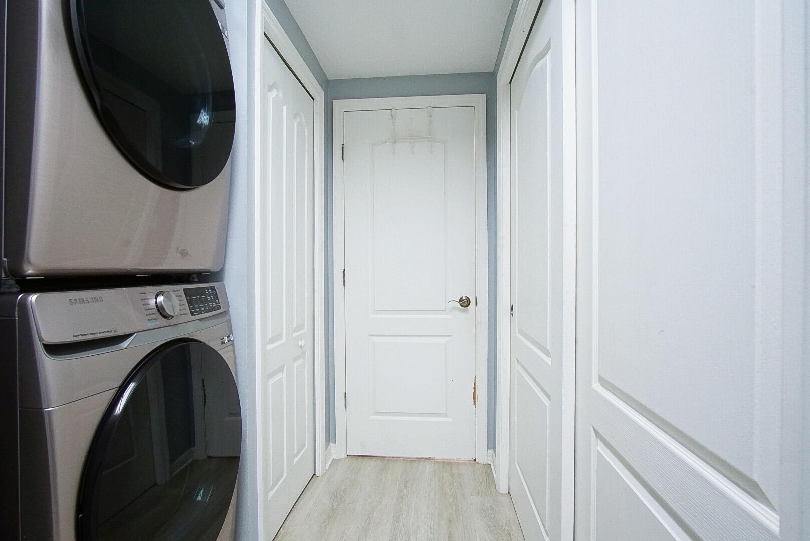 HARBOUR ISLES AT LAKE CHA - Residential