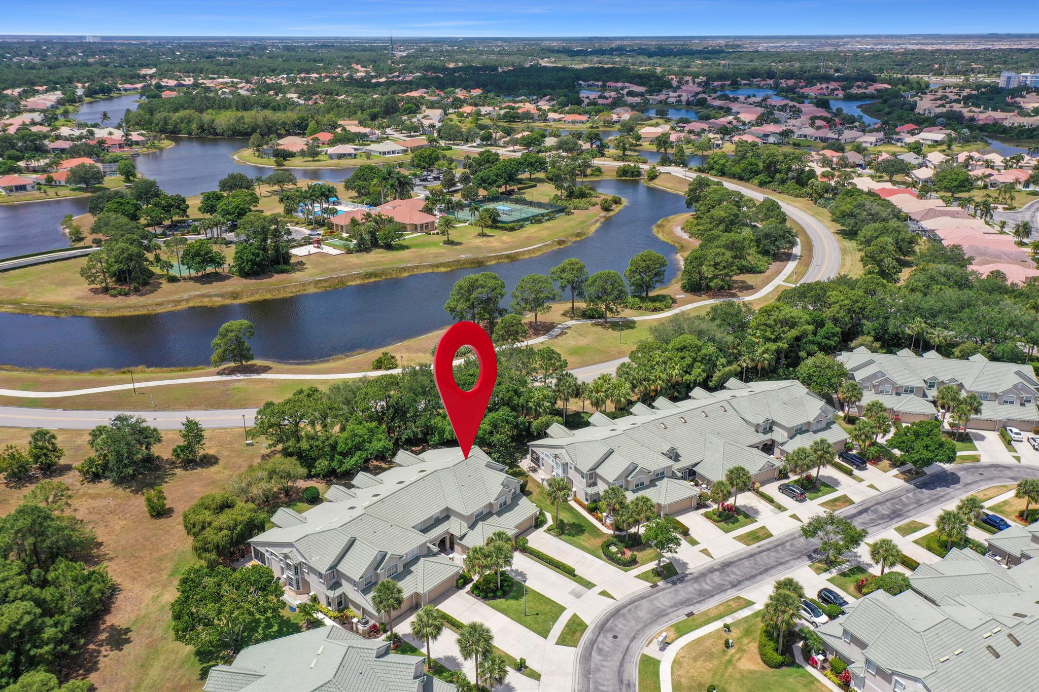 HARBOUR ISLES AT LAKE CHA - Residential