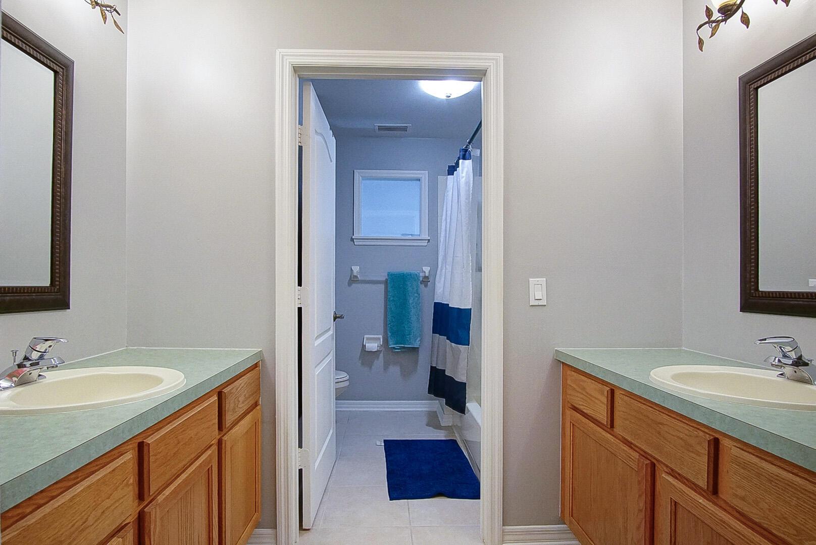 HARBOUR ISLES AT LAKE CHA - Residential