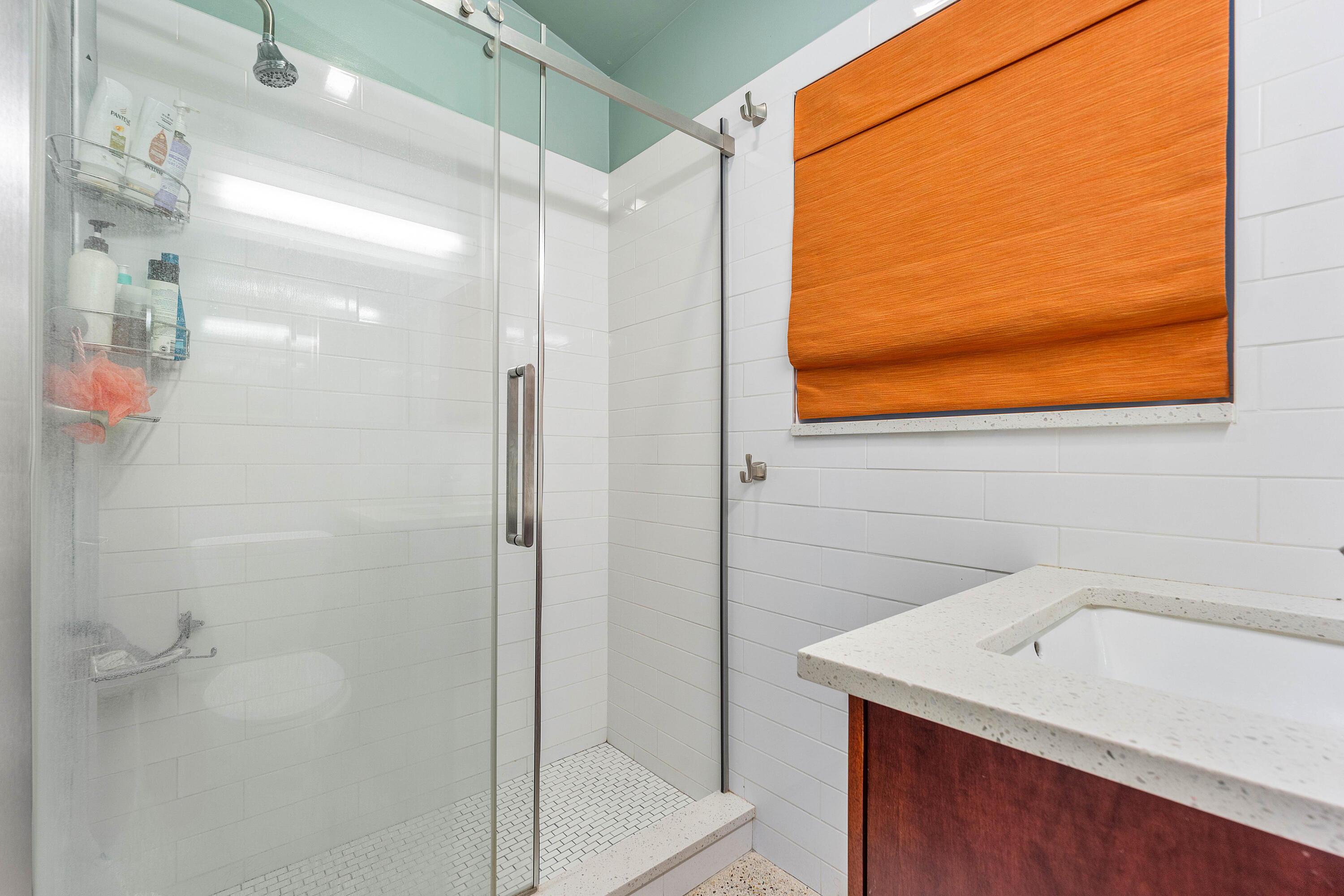 WHISEM UNIT B - Residential