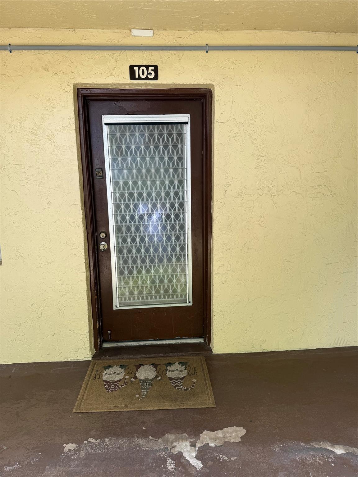This condo is upgraded, and ready for a new owner. Please bring your best offer this one will not last.
Enjoy the privacy of your own spacious screen patio, perfect for relaxing or entertaining. The updated kitchen boasts stainless-steel appliances. Don’t miss this incredible opportunity, this luxurious condo won't last.