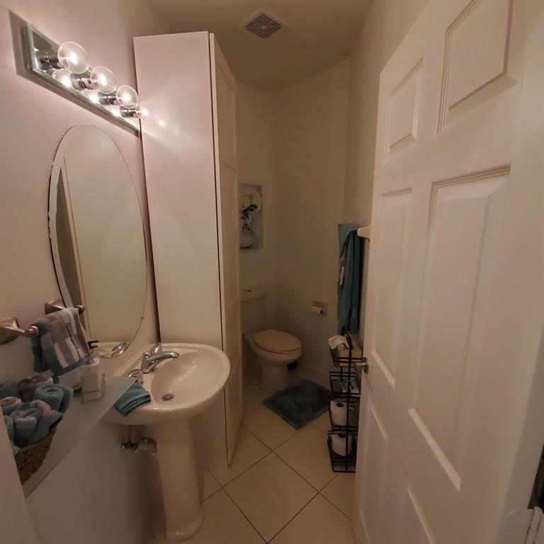 CASTLE PINES CONDOMINIUM - Residential