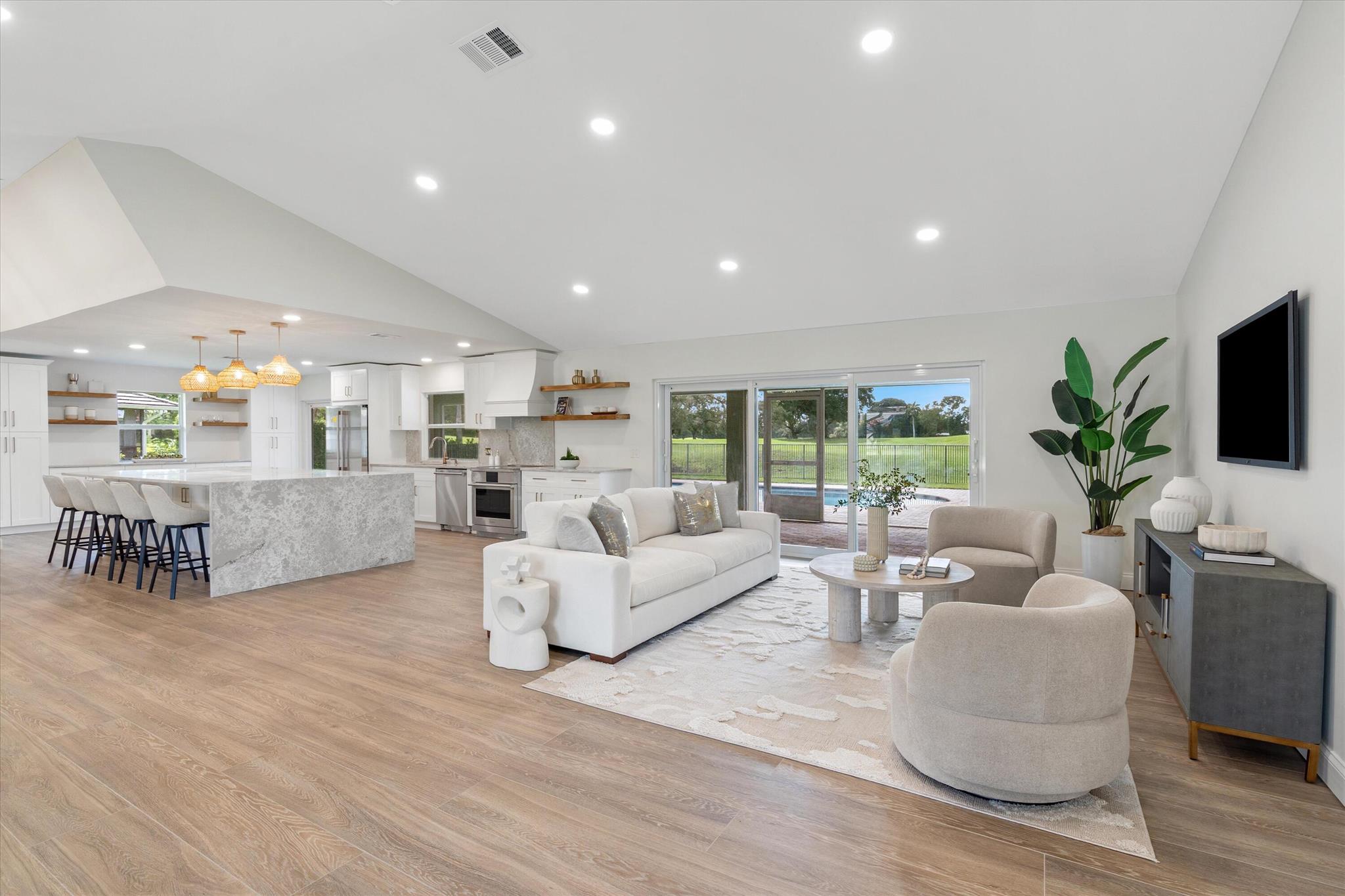 SOUTH SHORE 2 OF WELLINGT - Residential