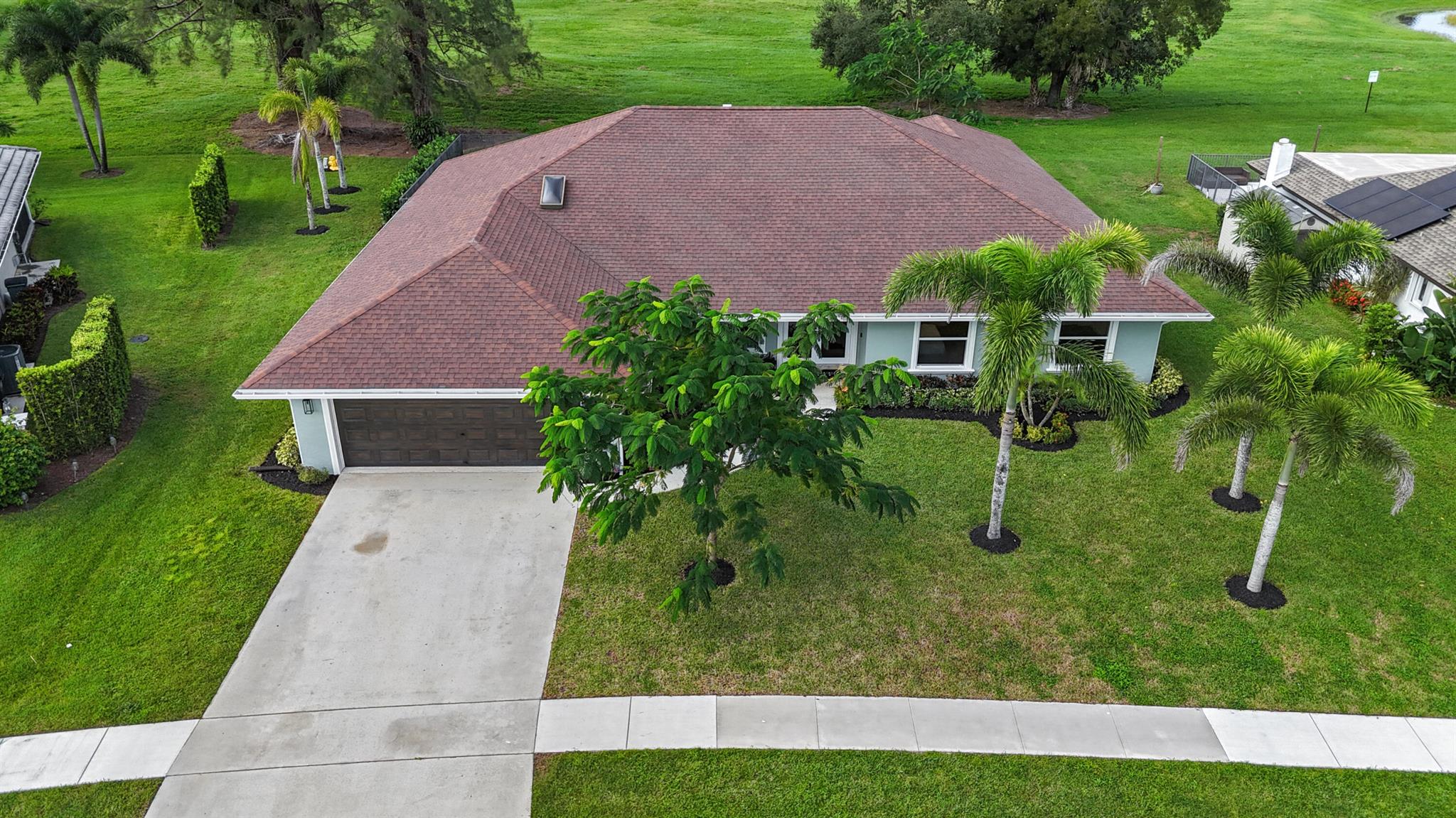 SOUTH SHORE 2 OF WELLINGT - Residential