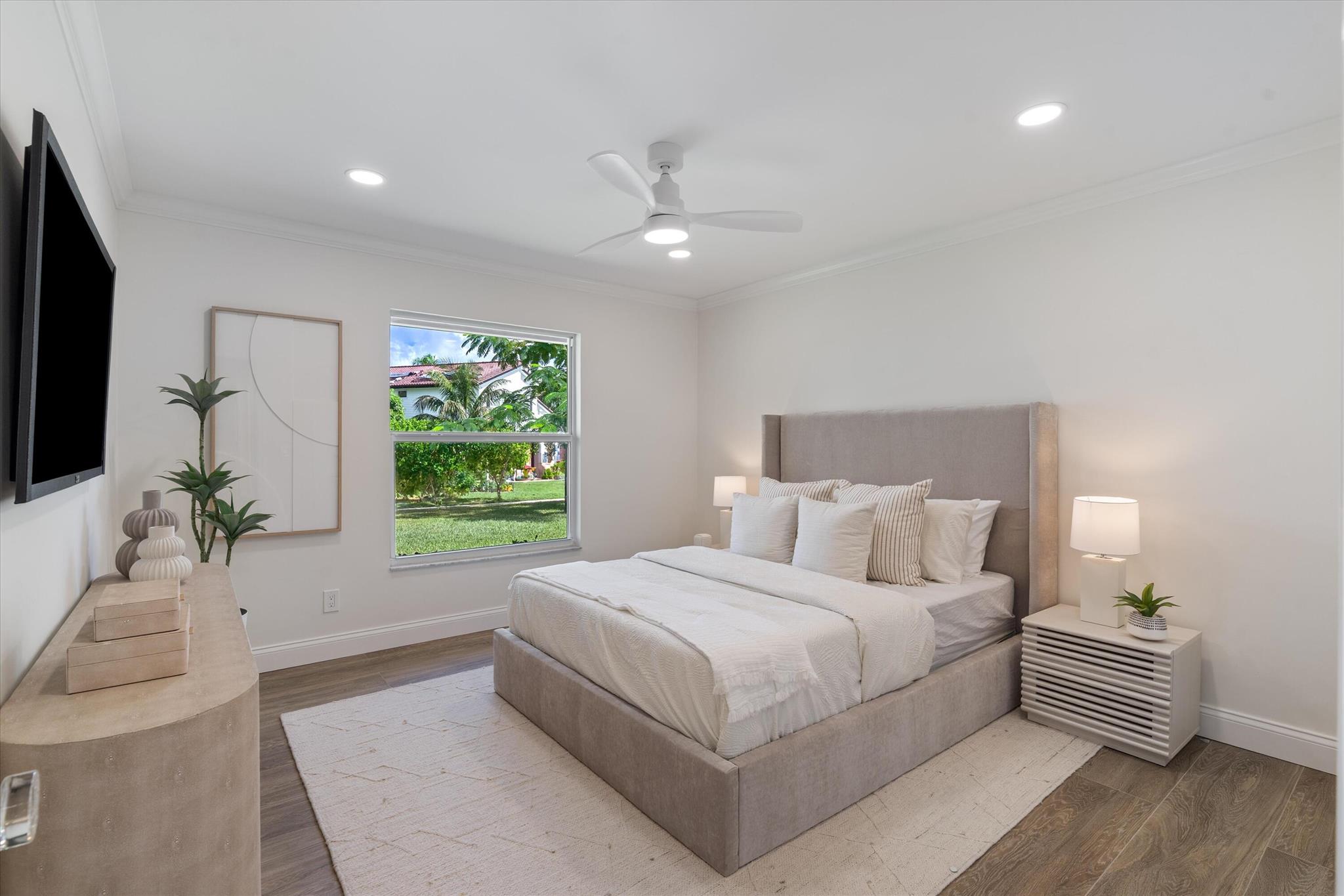 SOUTH SHORE 2 OF WELLINGT - Residential