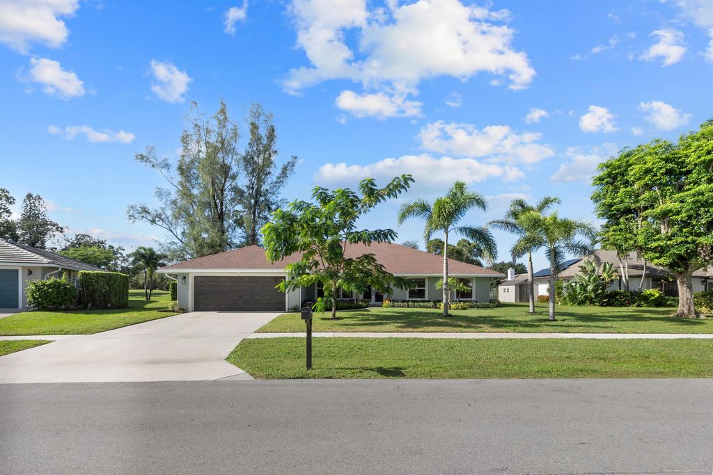 Photo of 1395 Pine Valley Drive, Wellington, FL 33414 (MLS # R11136648)