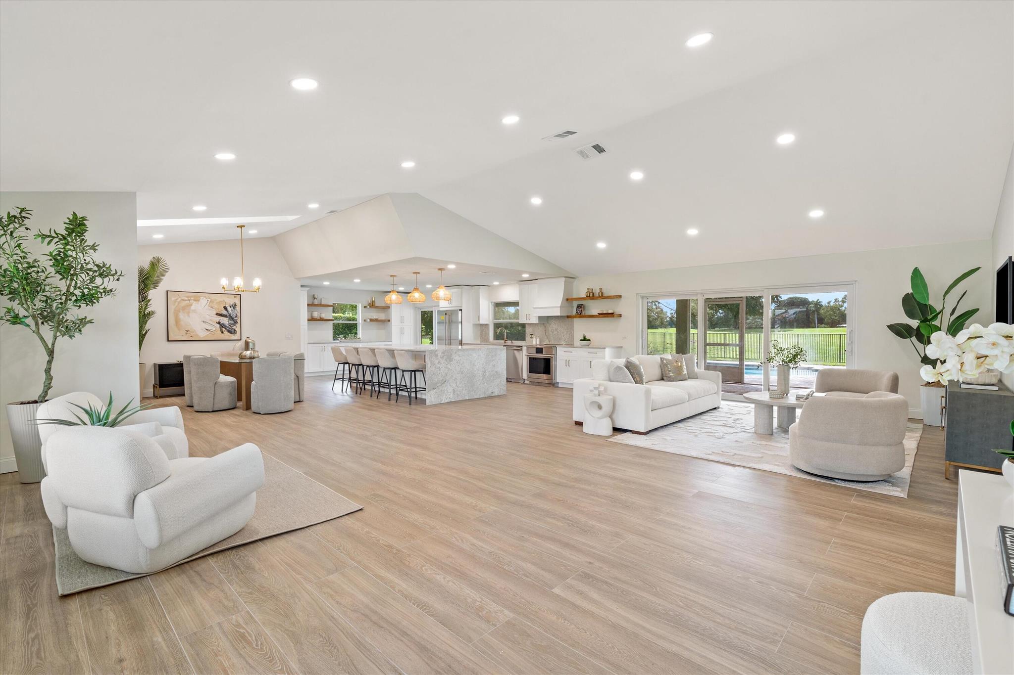 SOUTH SHORE 2 OF WELLINGT - Residential