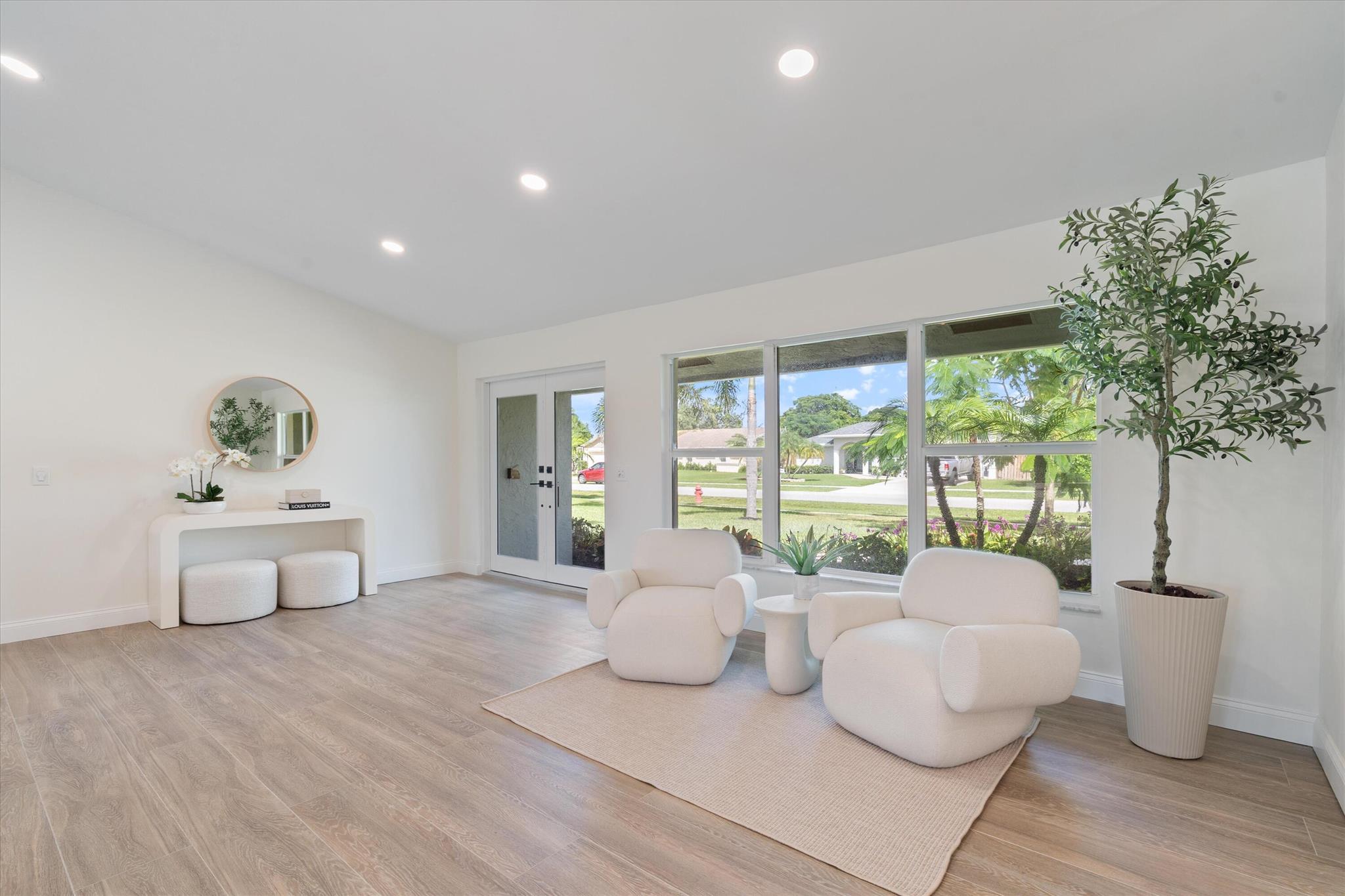 1395 Pine Valley Drive