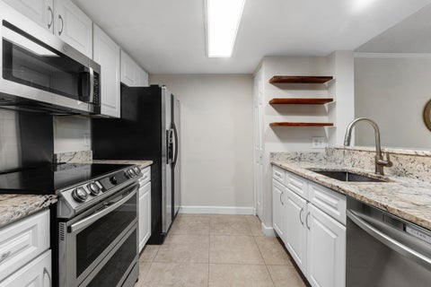 Tiny photo for 1100 Scotia Drive #108, Hypoluxo, FL 33462 (MLS # B26089403)