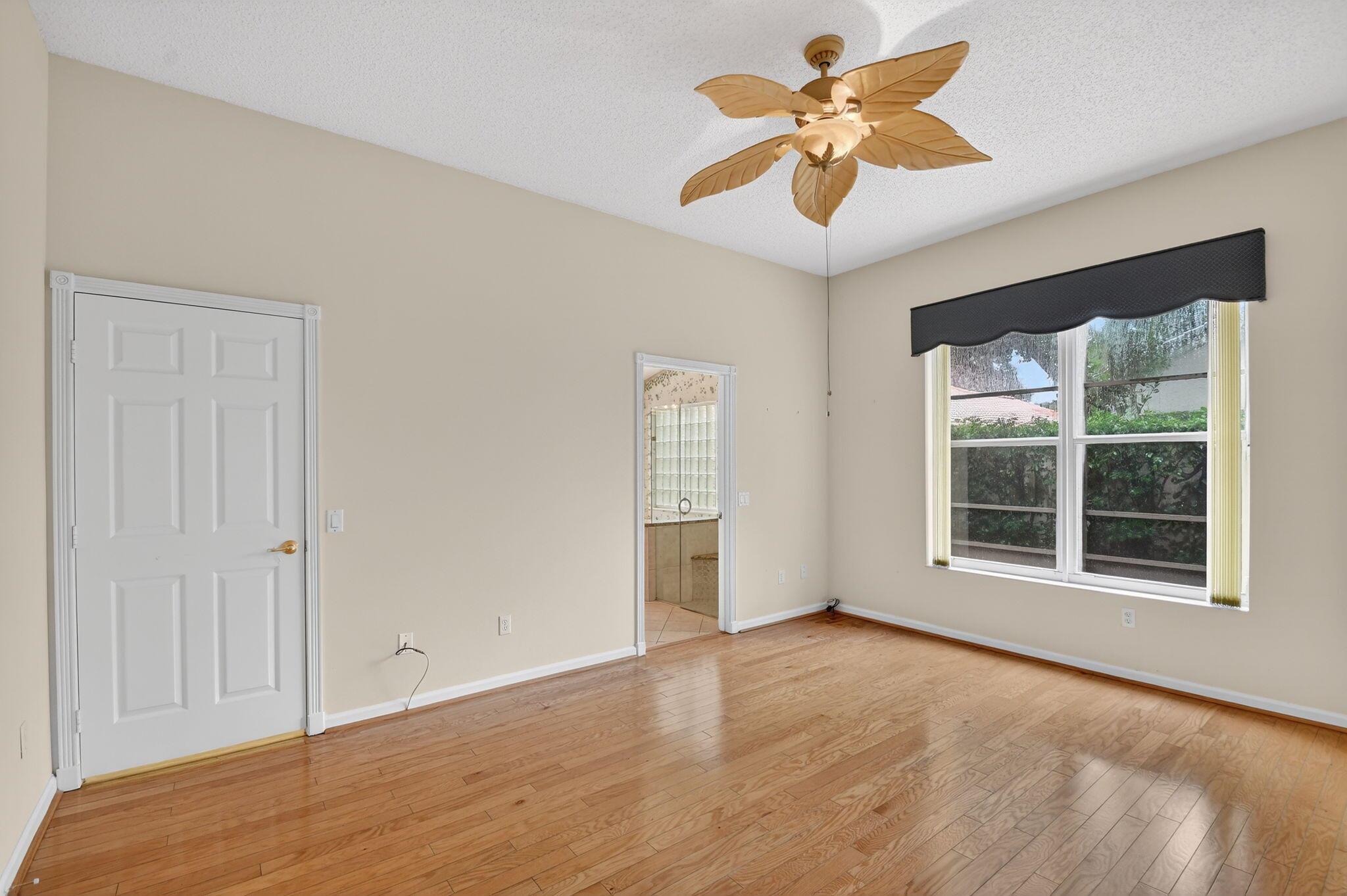 VALENCIA ISLES 1 - Residential