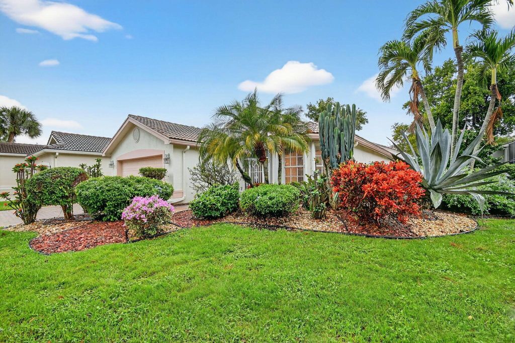 Photo of 6568 Malta Drive, Boynton Beach, FL 33437 (MLS # R11144832)