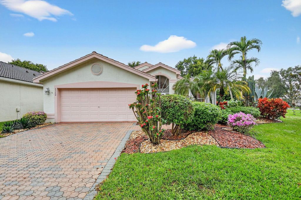 Photo of 6568 Malta Drive, Boynton Beach, FL 33437 (MLS # R11144832)