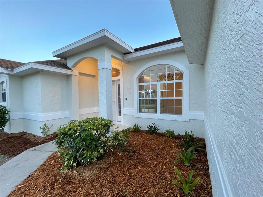 Photo of 1386 SW Granville Avenue, Port Saint Lucie, FL 34953 (MLS # R10781510)