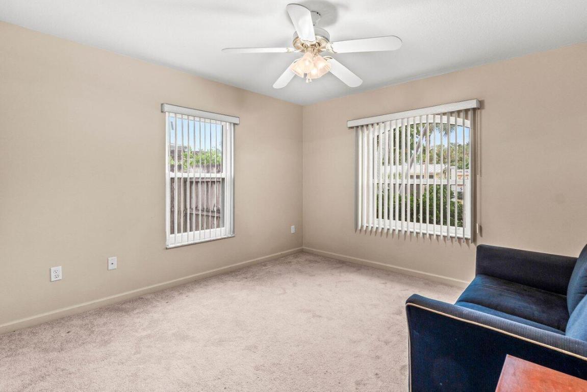 NORTH LAKE WORTH - Residential