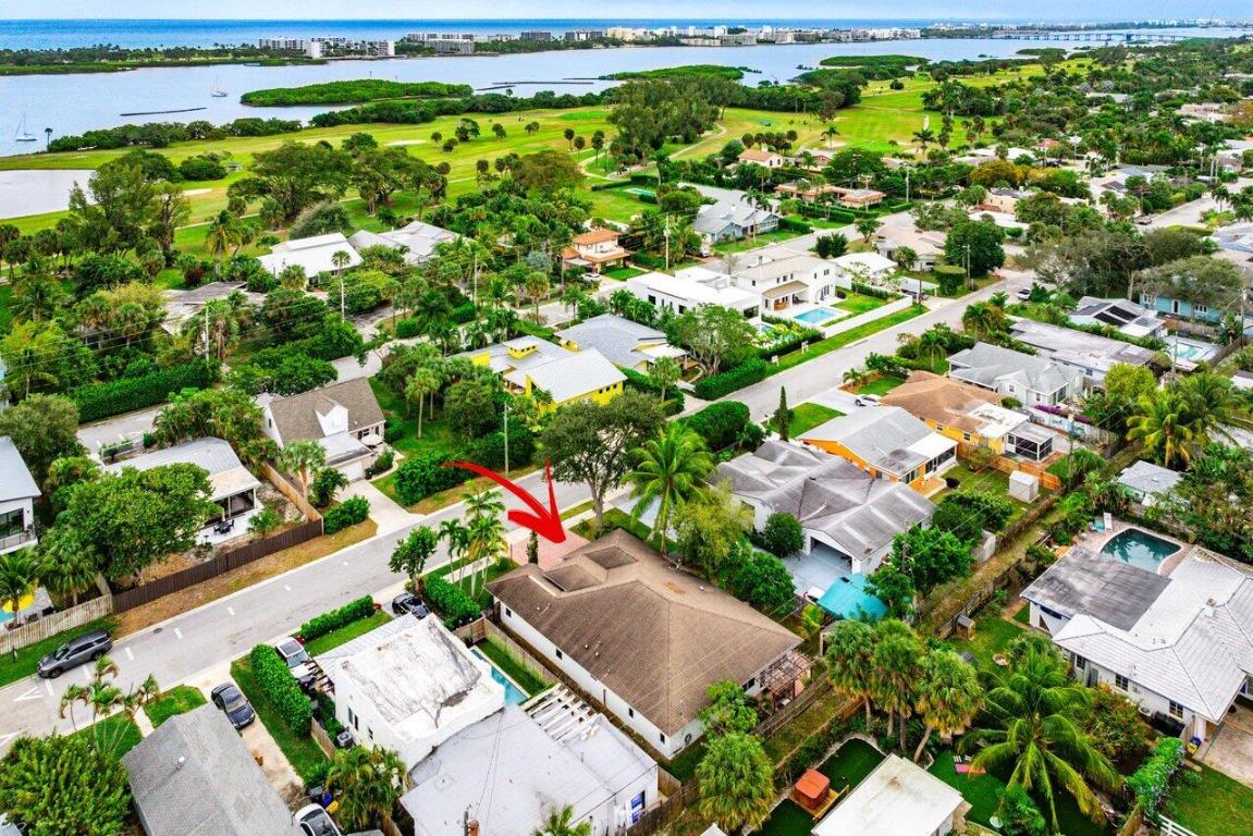 NORTH LAKE WORTH - Residential