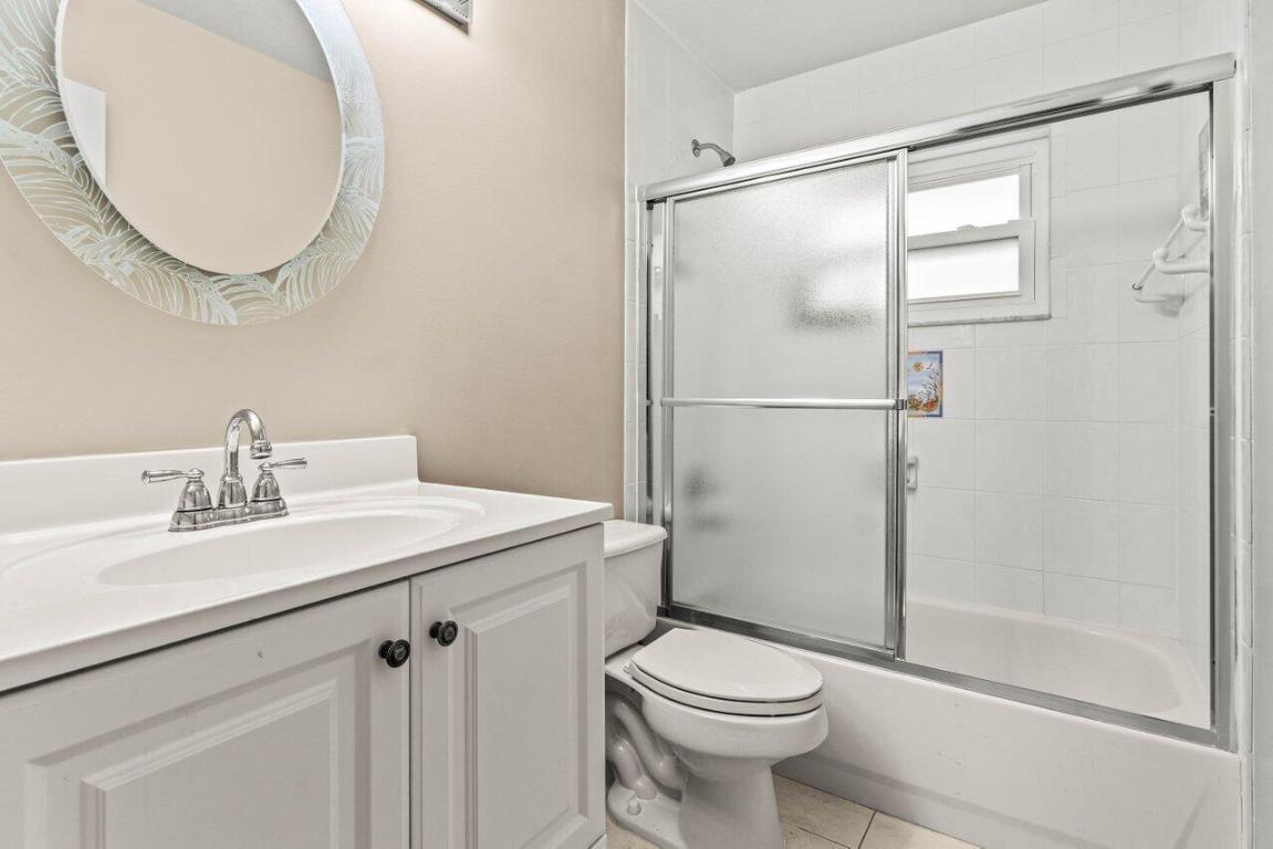 NORTH LAKE WORTH - Residential