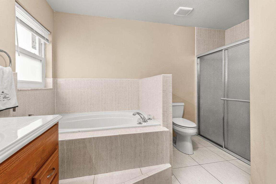 NORTH LAKE WORTH - Residential