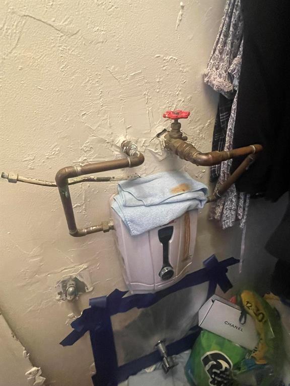 LINCOLN ROAD VILLAS SOUTH CONDO - Residential