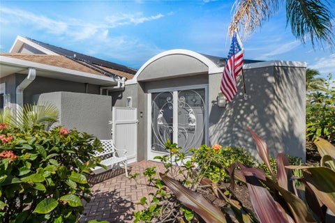 Featured picture for the property R10962628