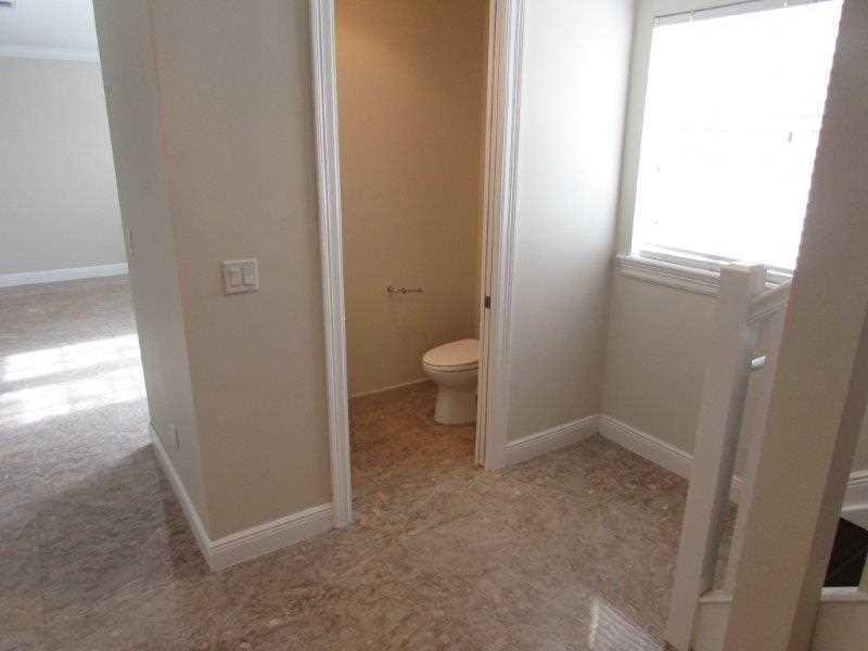 LAUDERDALE - Residential Lease