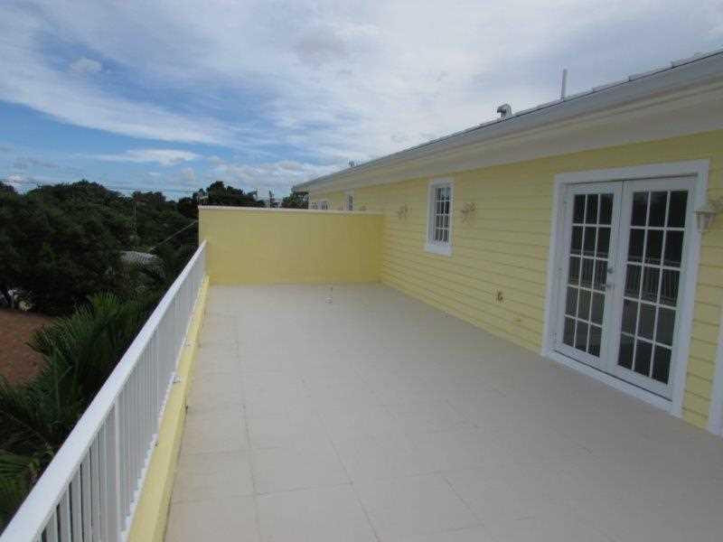 LAUDERDALE - Residential Lease