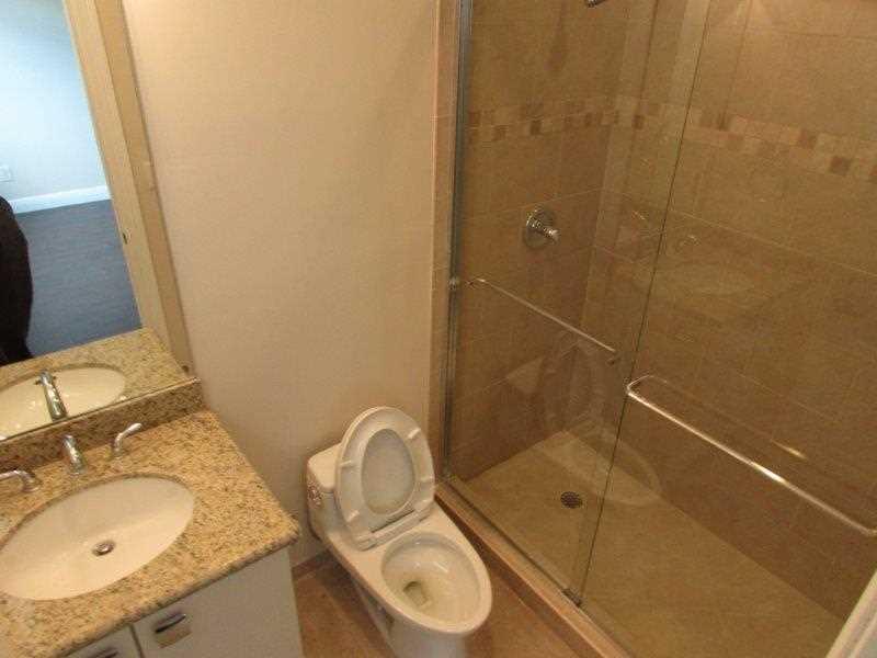 LAUDERDALE - Residential Lease