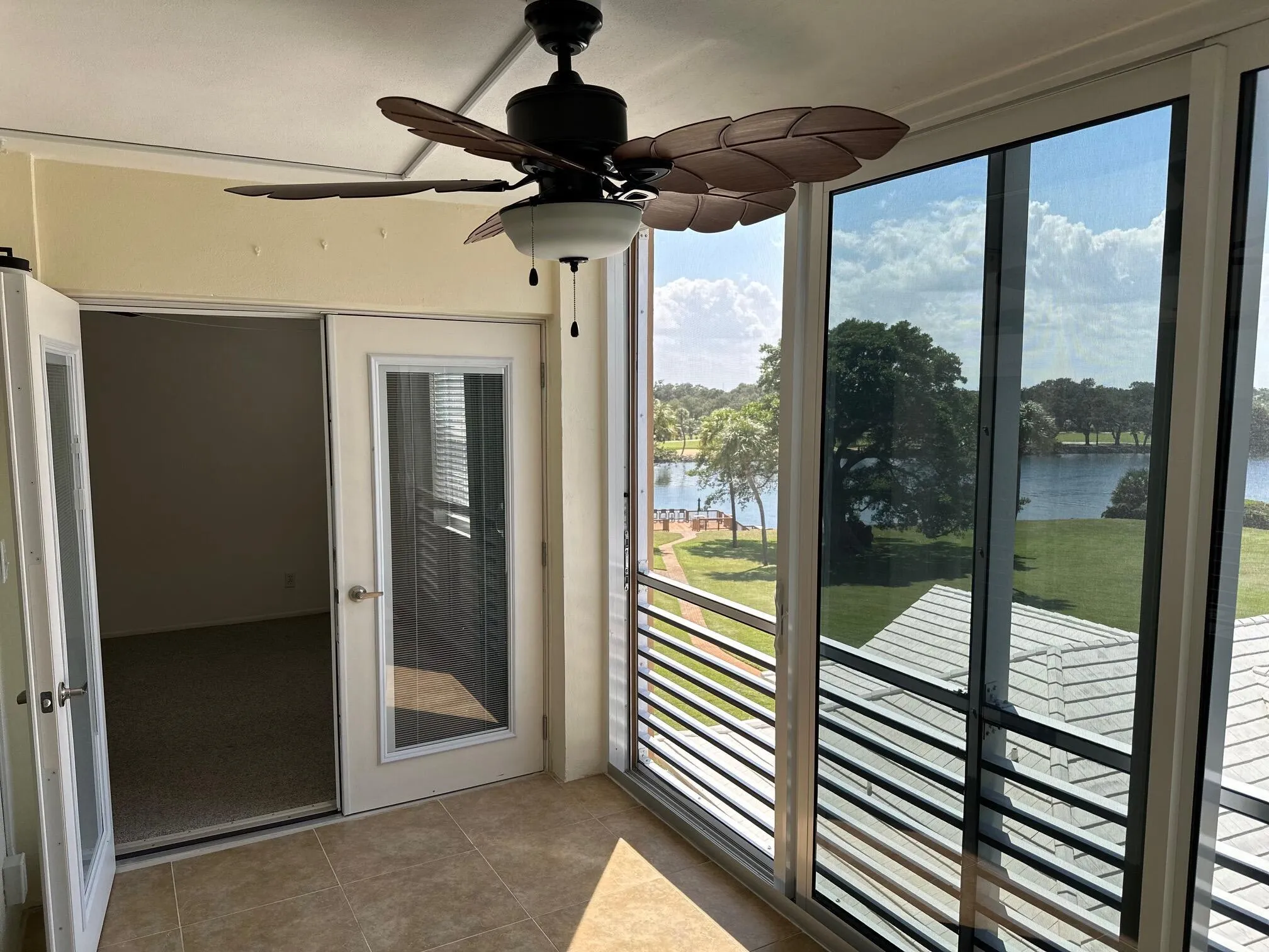 304 Golfview Rd 403  
