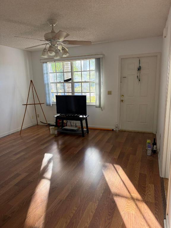 PORT ST LUCIE SECTION 40 - Residential