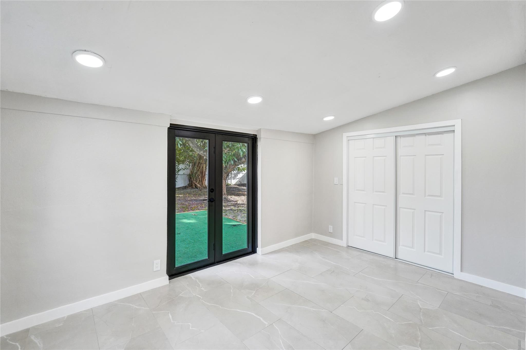 Wilton Manors - Residential